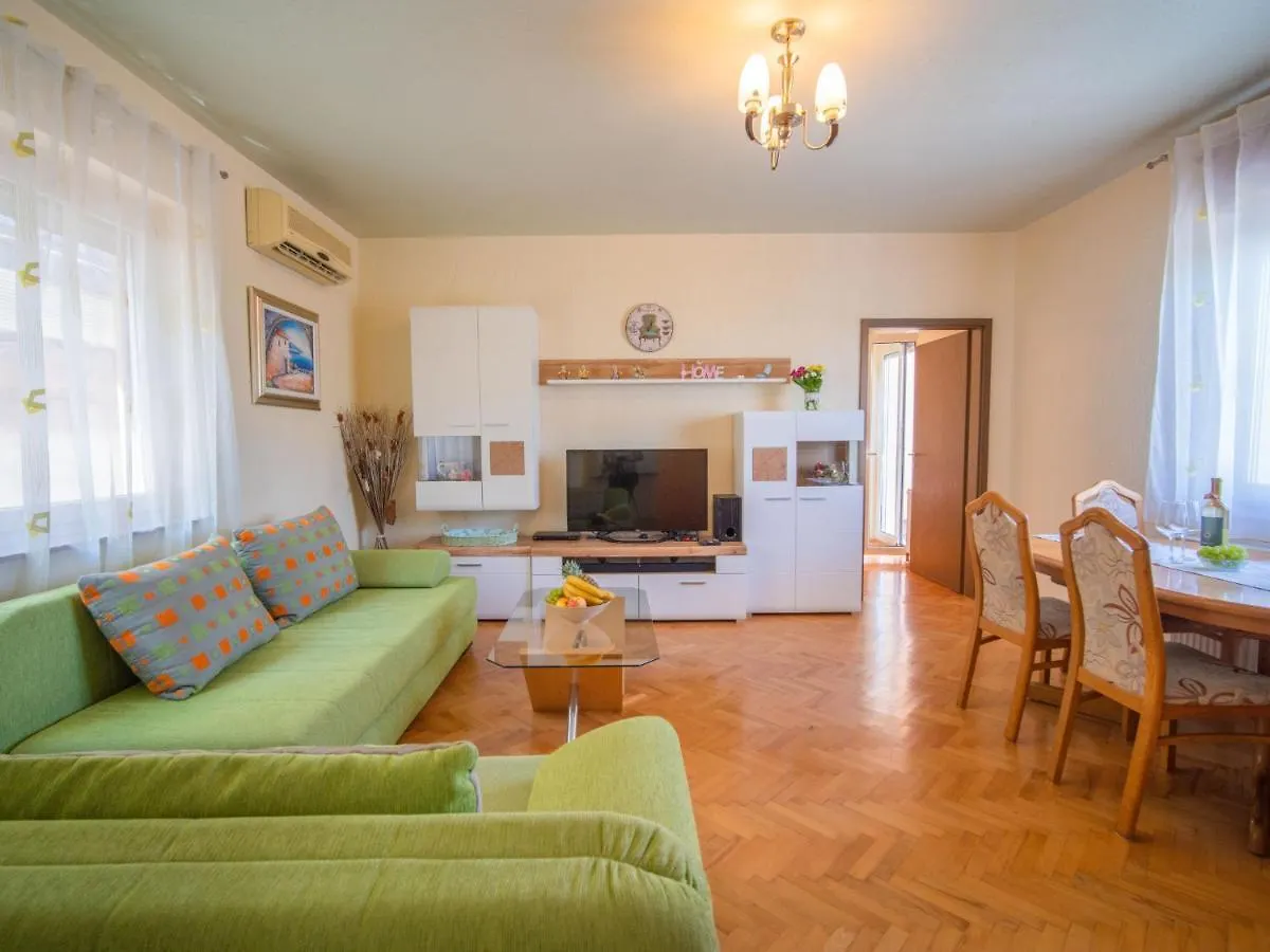 Holiday Home Nikolina By Interhome Lovran Kroatien